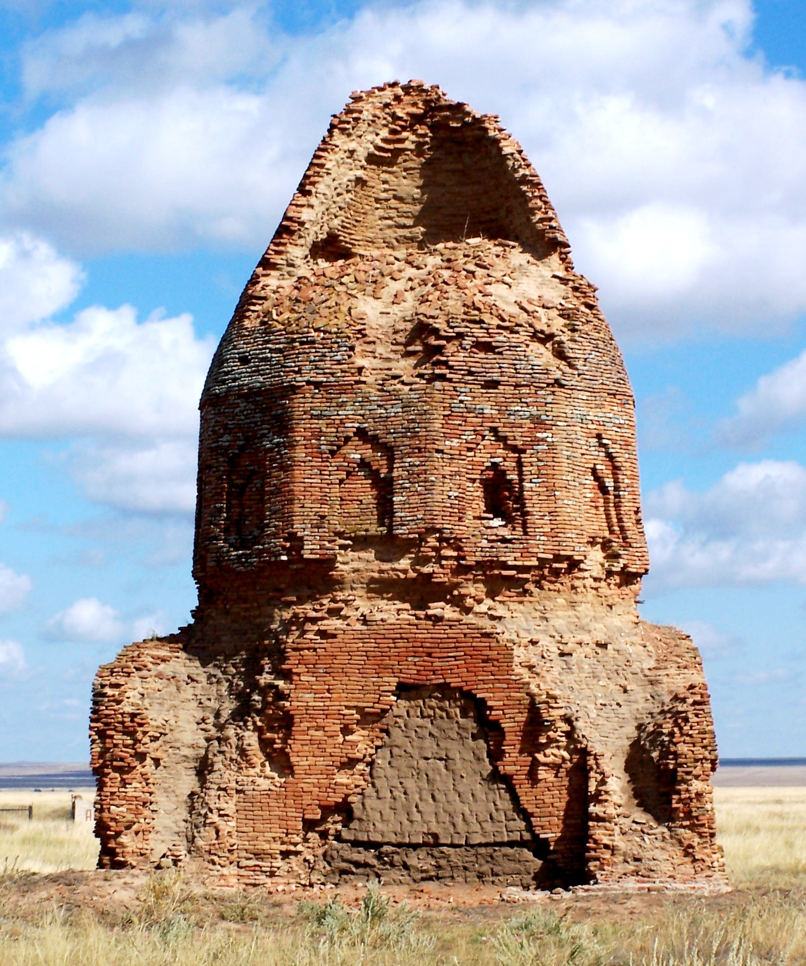 Абат-Байтақ қорымы халықтық сәулет және тас қашау өнері мемориалдық музей кешені